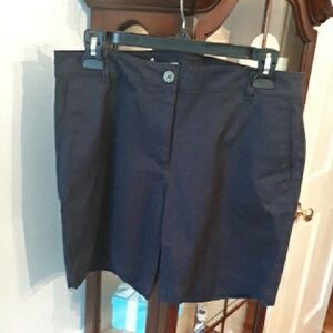Talbots Navy Blue Bermuda Weekend Shorts, Size 6 Tailored Fit, Excellent Shape